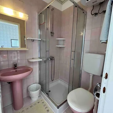 Bed&breakfast, Seaside House Dragica * Barbat na Rabu