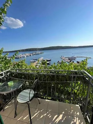 Bed&breakfast, Seaside House Dragica Frühstückspension Barbat na Rabu
