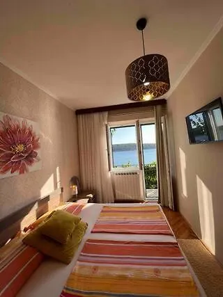 Alojamento de Acomodação e Pequeno-almoço Bed&breakfast, Seaside House Dragica *
