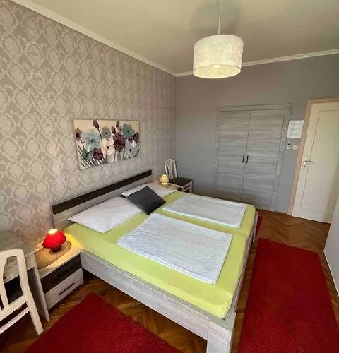B&B Room, Seaside House Dragica 3*